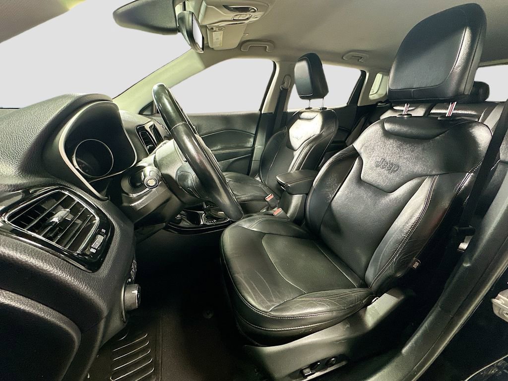 Used 2018 Jeep Compass Limited image 22