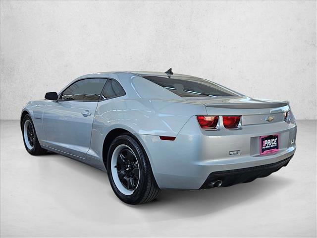 Used 2013 Chevrolet Camaro LS RWD image 9