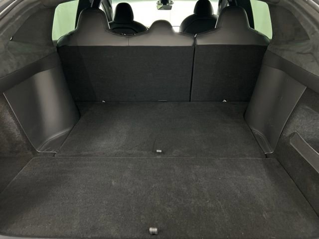 Used 2024 Tesla Model X image 29