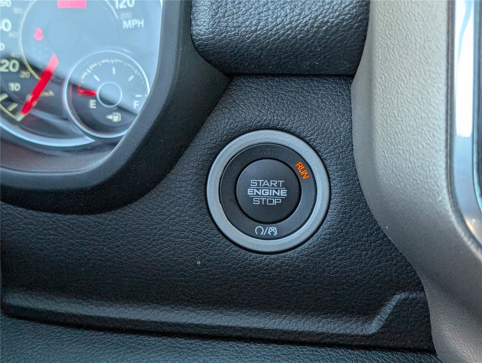 Used 2022 RAM 1500 Laramie image 25