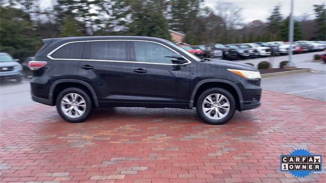 Used 2015 Toyota Highlander Plus image 2