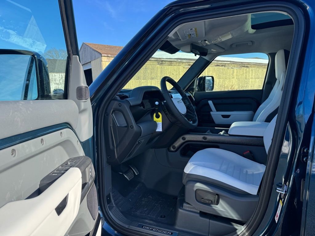 New 2026 Land Rover Defender 110 image 9