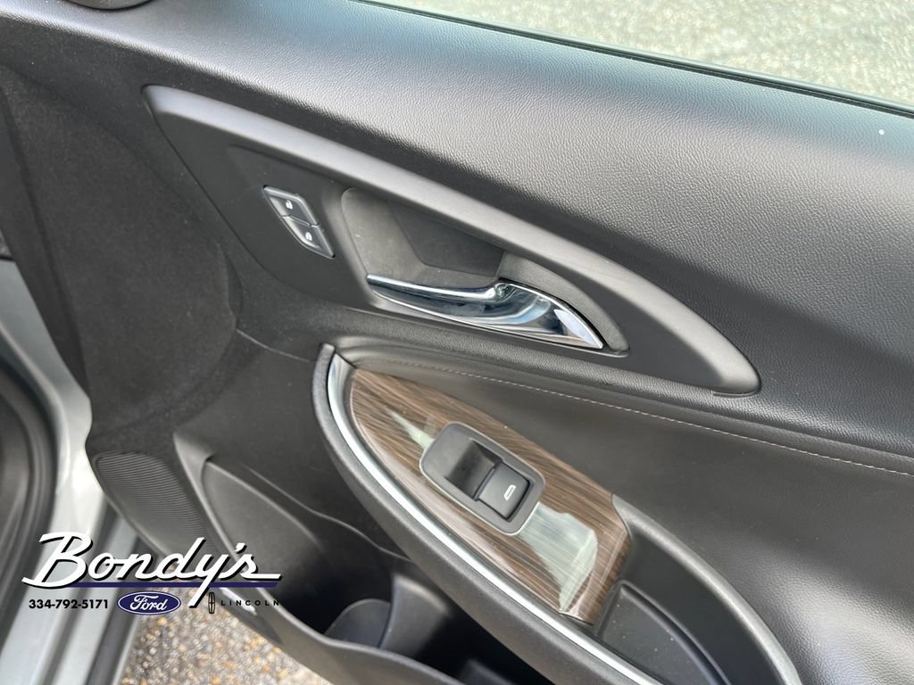 Used 2024 Chevrolet Malibu LT FWD image 20