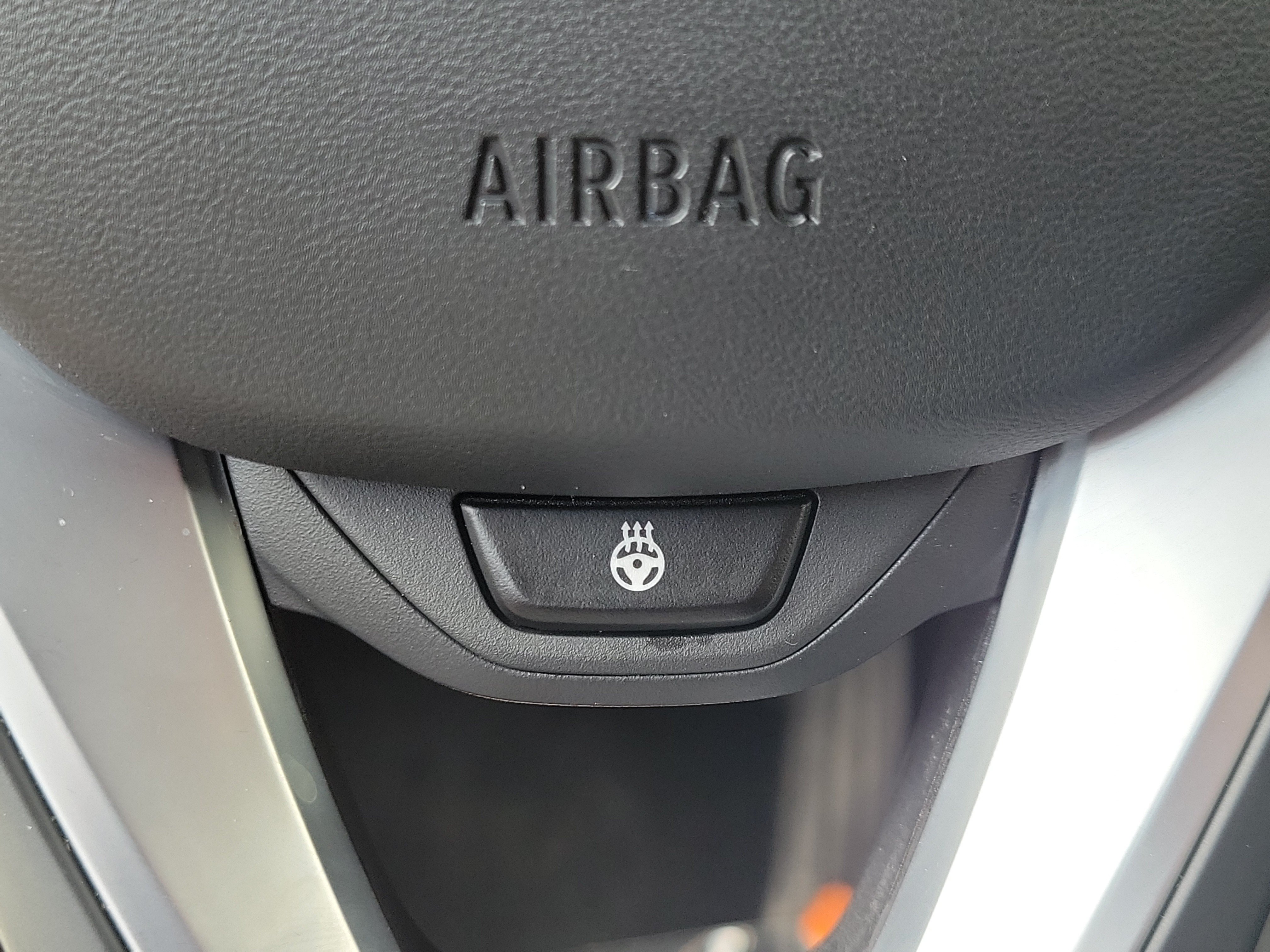 Used 2024 BMW X4 xDrive30i AWD/4WD image 18