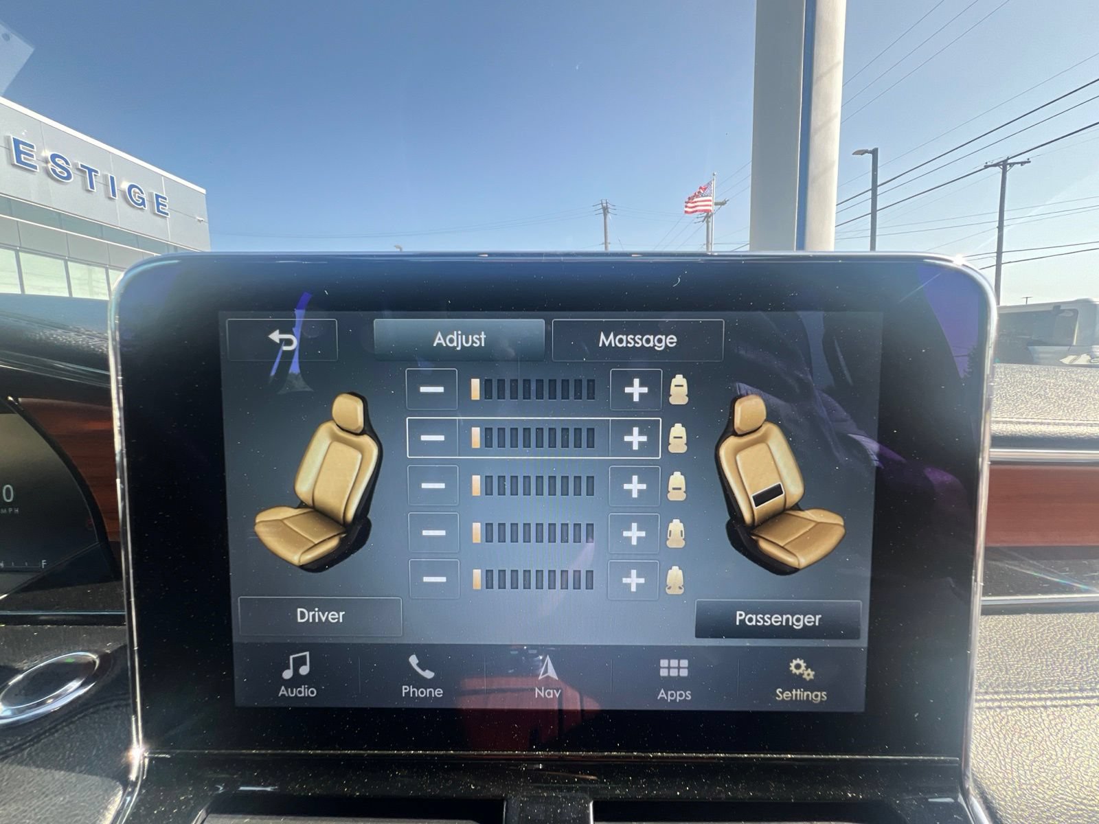 Used 2019 Lincoln Navigator L Reserve AWD/4WD image 29