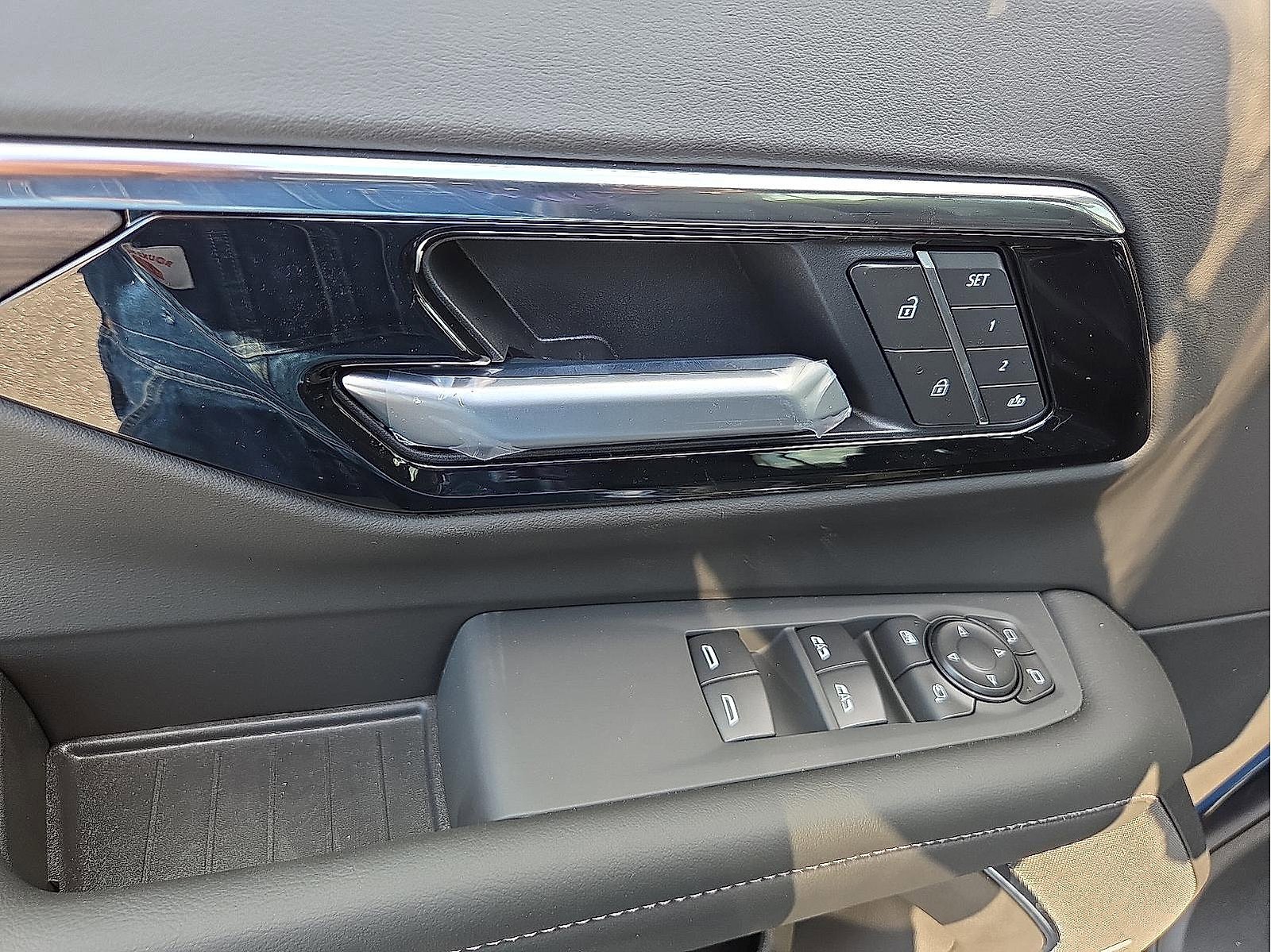 New 2026 Chevrolet Tahoe LT w/ Comfort Package image 14