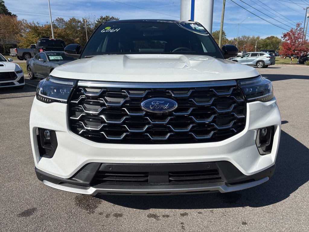 New 2026 Ford Explorer Platinum RWD image 3