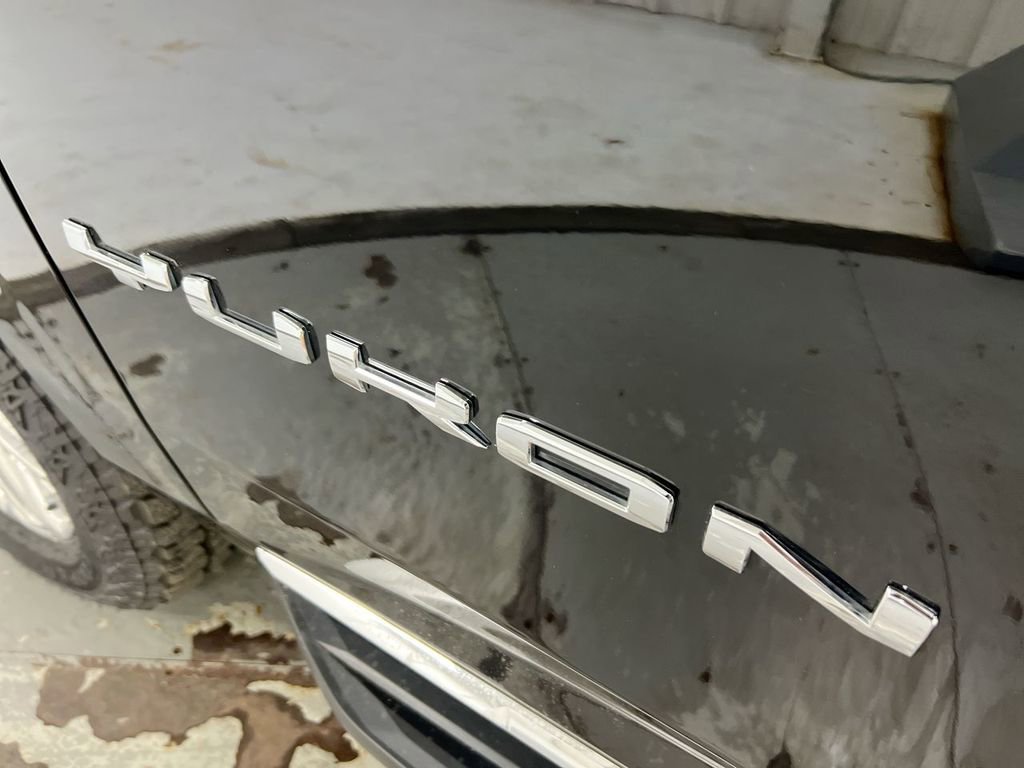 Used 2024 GMC Yukon XL SLT image 26