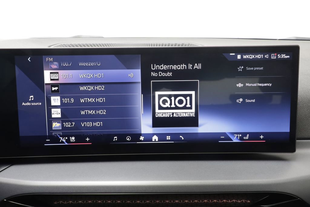 Certified 2025 BMW 230i xDrive Coupe w/ Convenience Package image 9