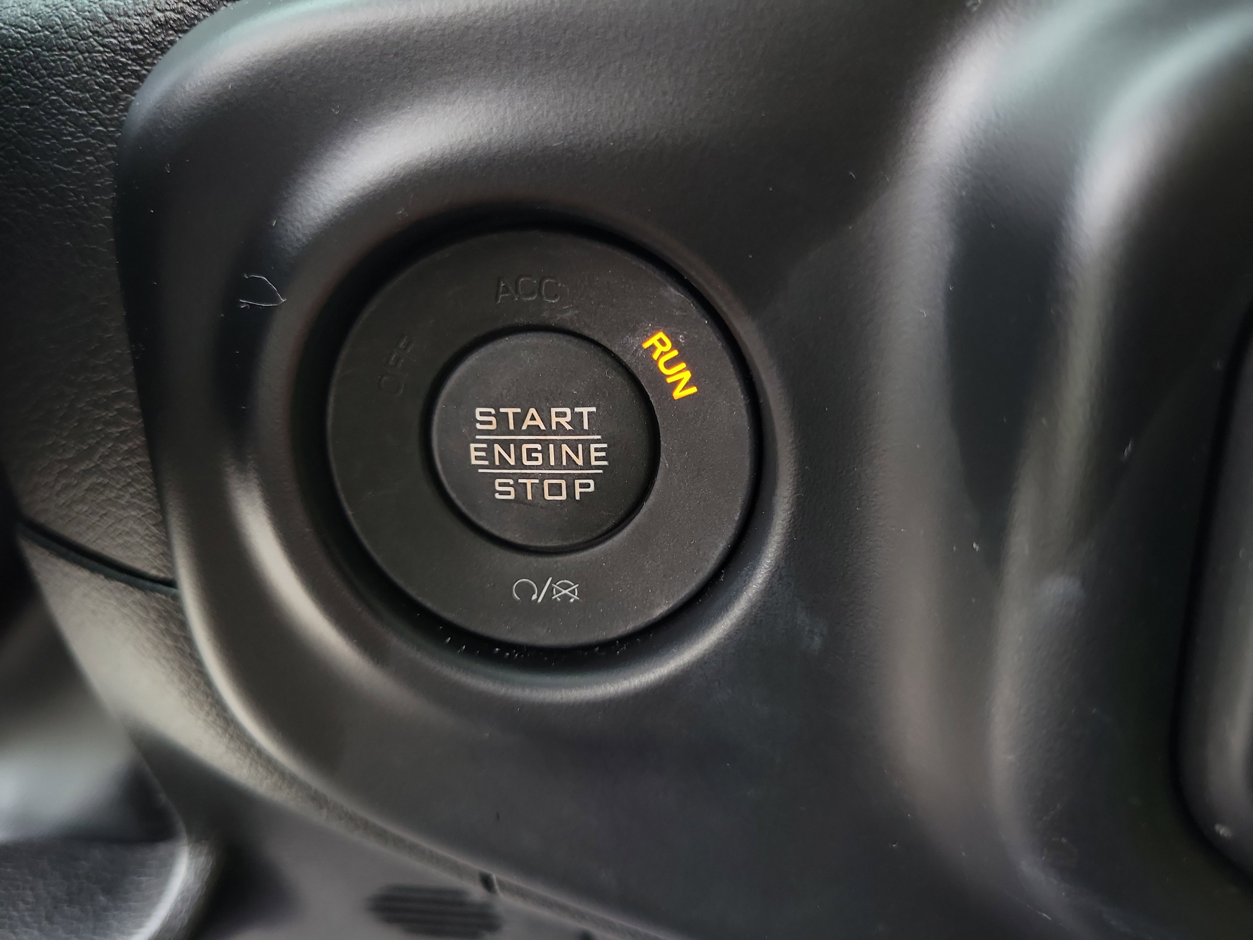Used 2023 Jeep Gladiator Willys image 33