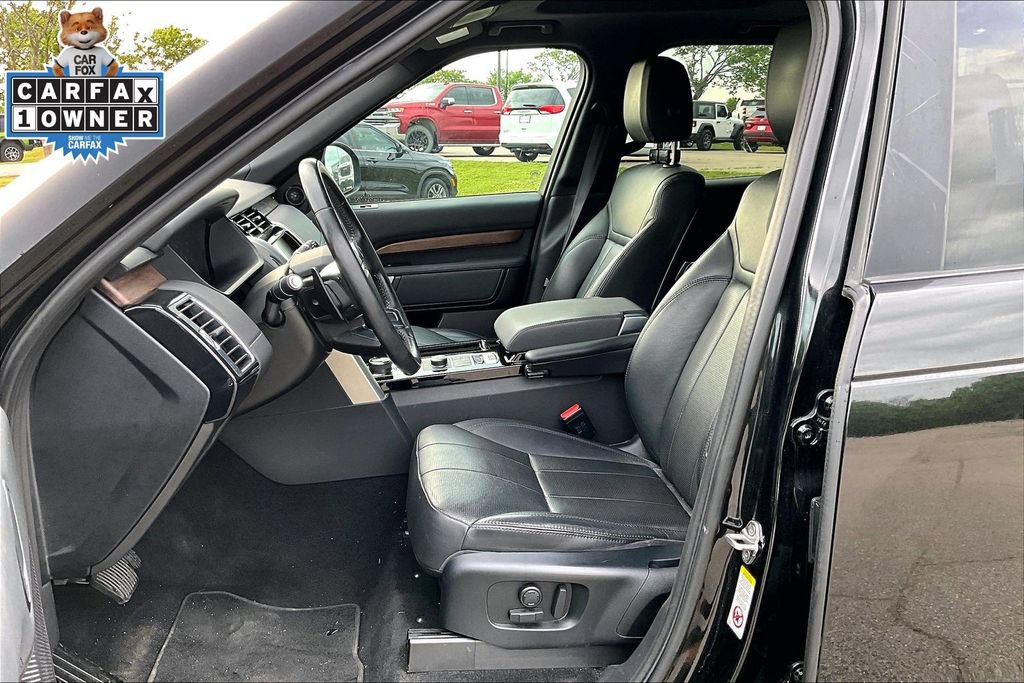 Used 2018 Land Rover Discovery HSE AWD/4WD image 22