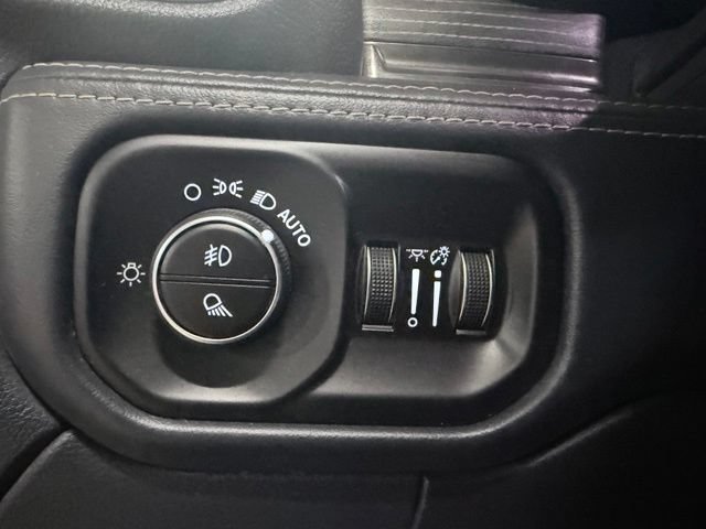 Used 2020 RAM 2500 Limited AWD/4WD image 38