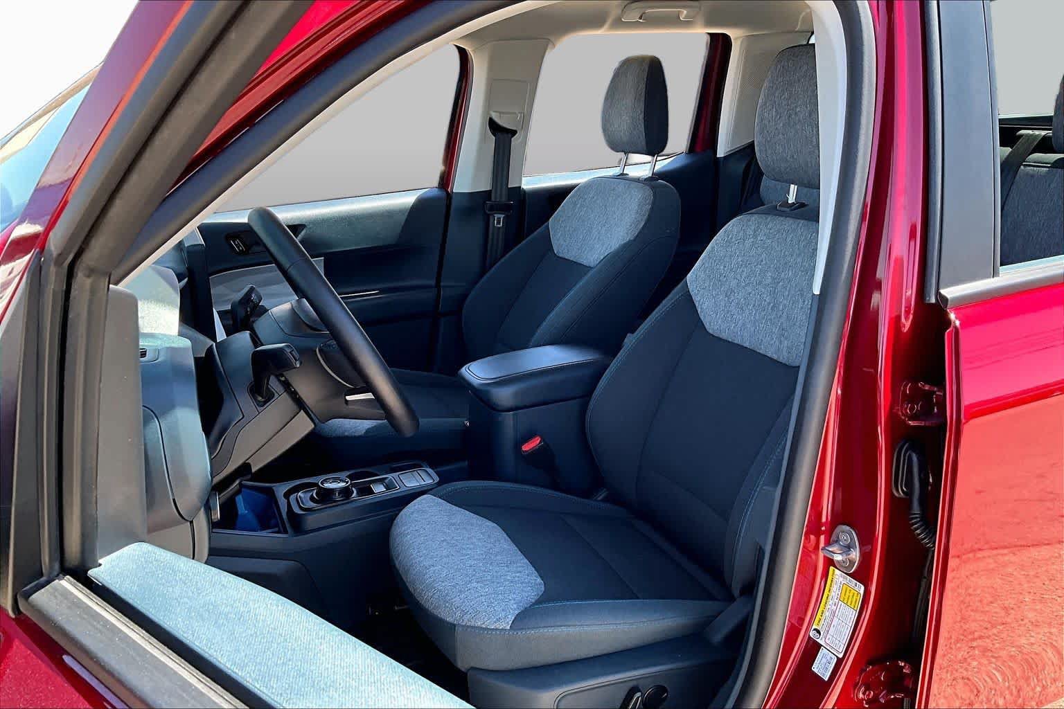 Used 2025 Ford Maverick XLT w/ XLT Luxury Package FWD image 7