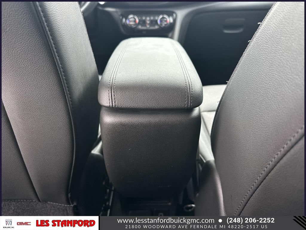 Certified 2023 Buick Encore GX Essence w/ Advanced Technology Package FWD image 15