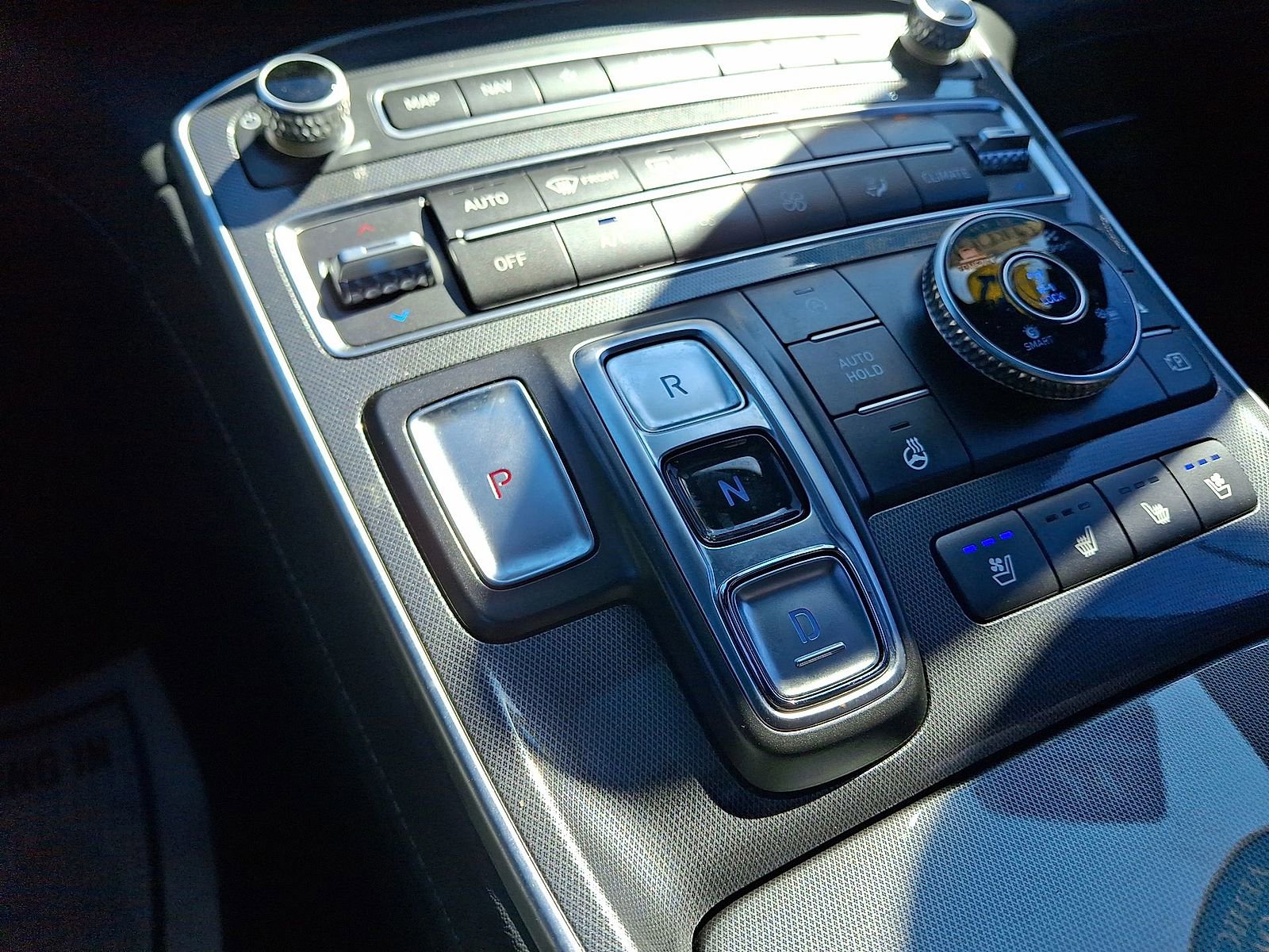 Used 2022 Hyundai Santa Fe Calligraphy image 18