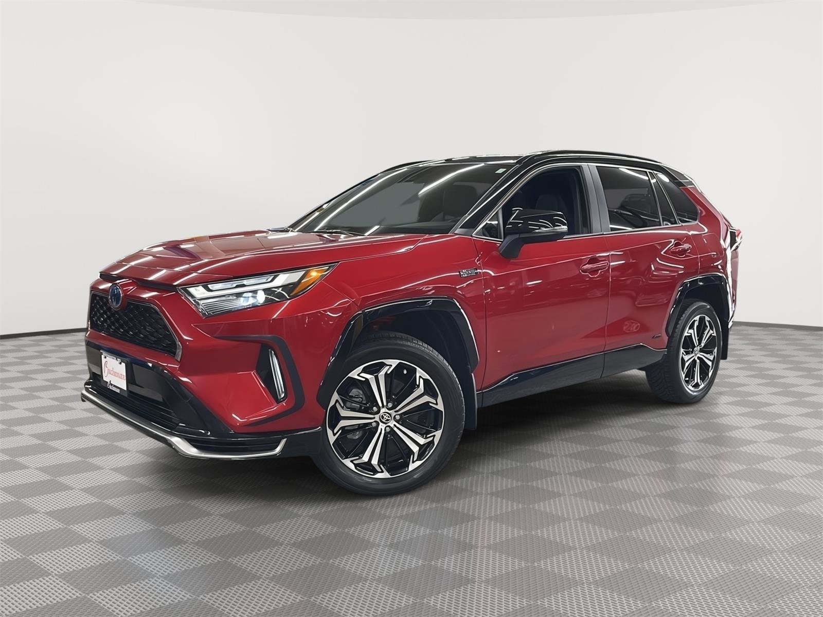Used 2023 Toyota RAV4 XSE image 3
