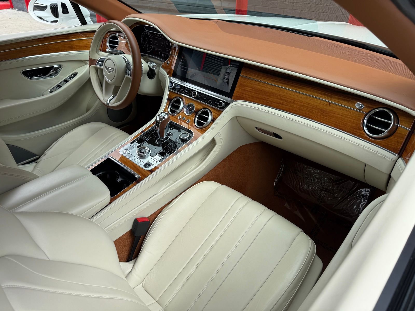 Used 2020 Bentley Continental GT image 24