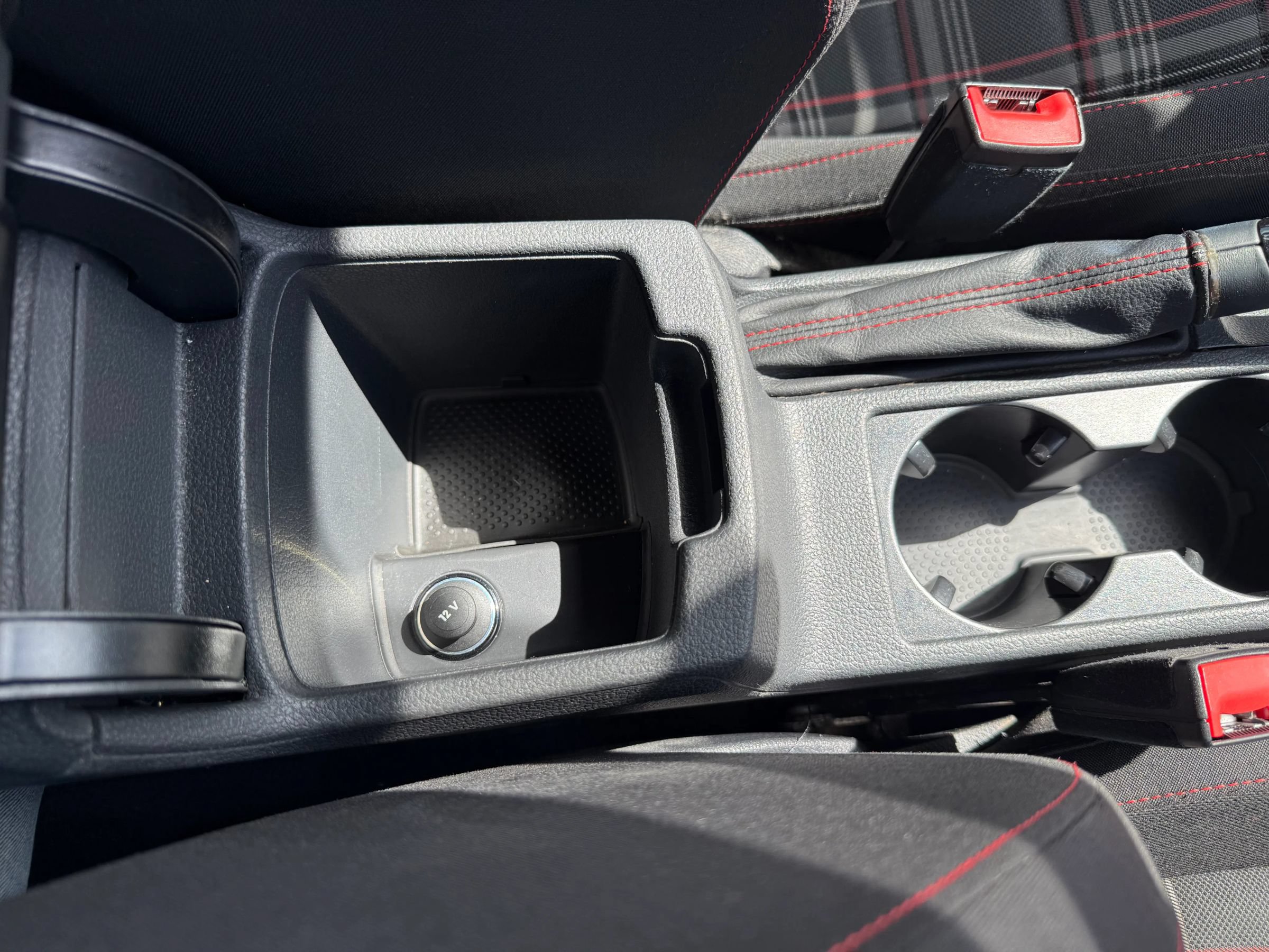 Used 2016 Volkswagen GTI S FWD image 28