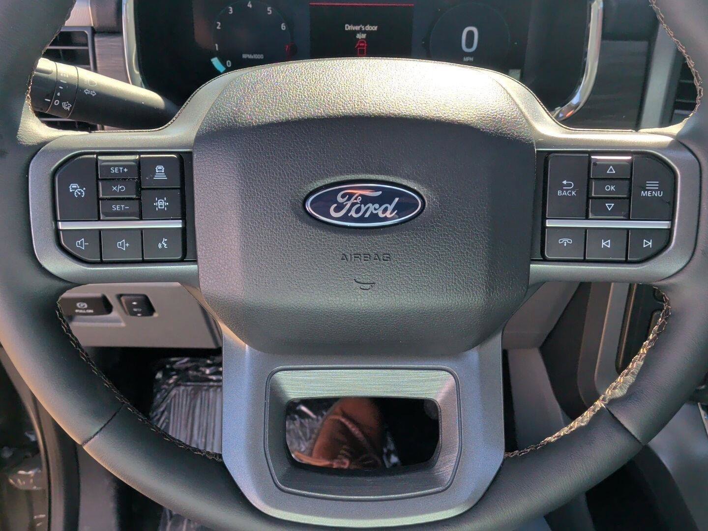 New 2026 Ford F150 Lariat w/ Equipment Group 501A Mid image 14