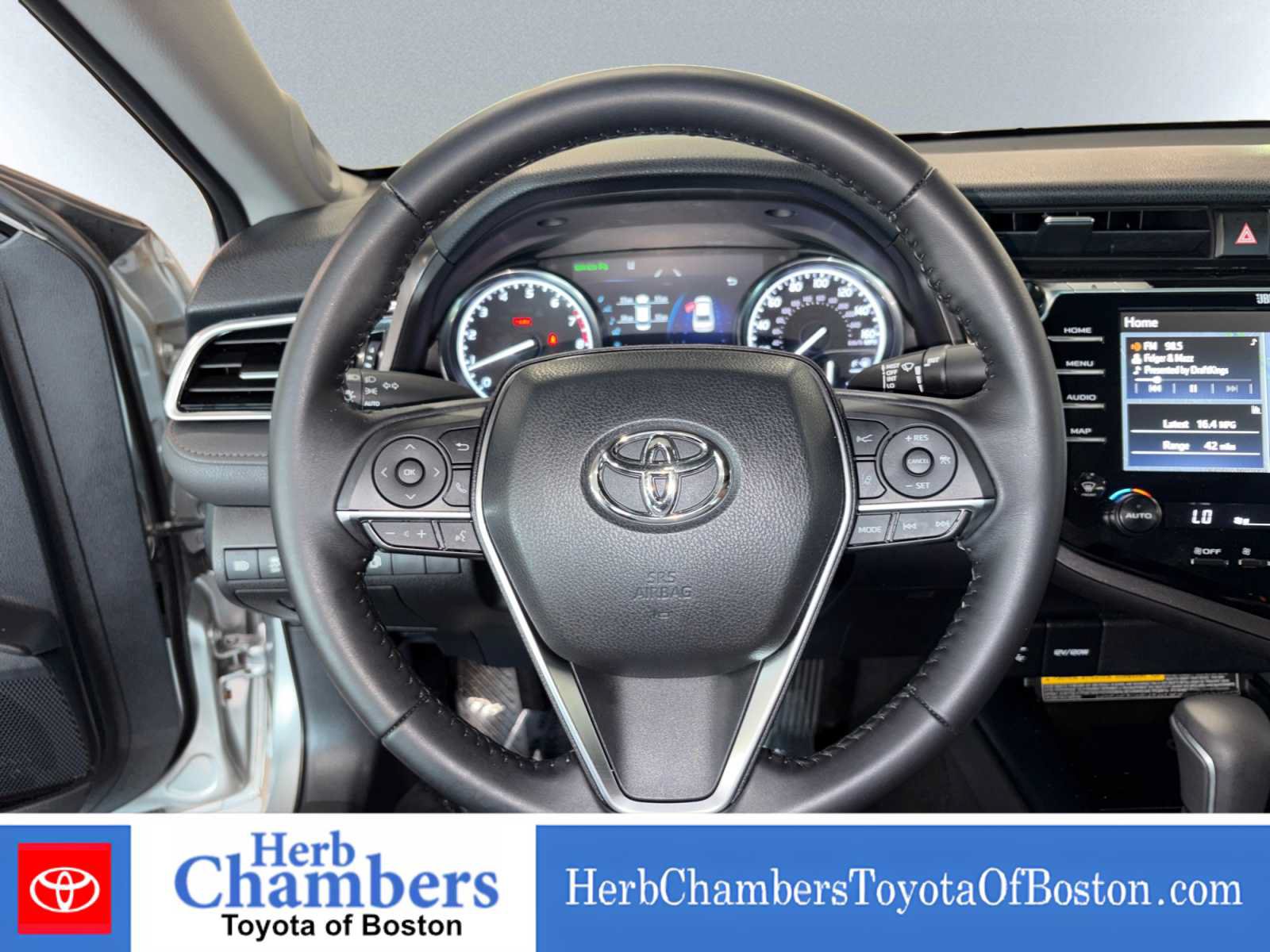 Used 2018 Toyota Camry XLE w/ Driver Assist Package FWD image 17