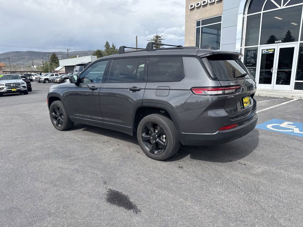Used 2022 Jeep Grand Cherokee L Laredo AWD/4WD image 7