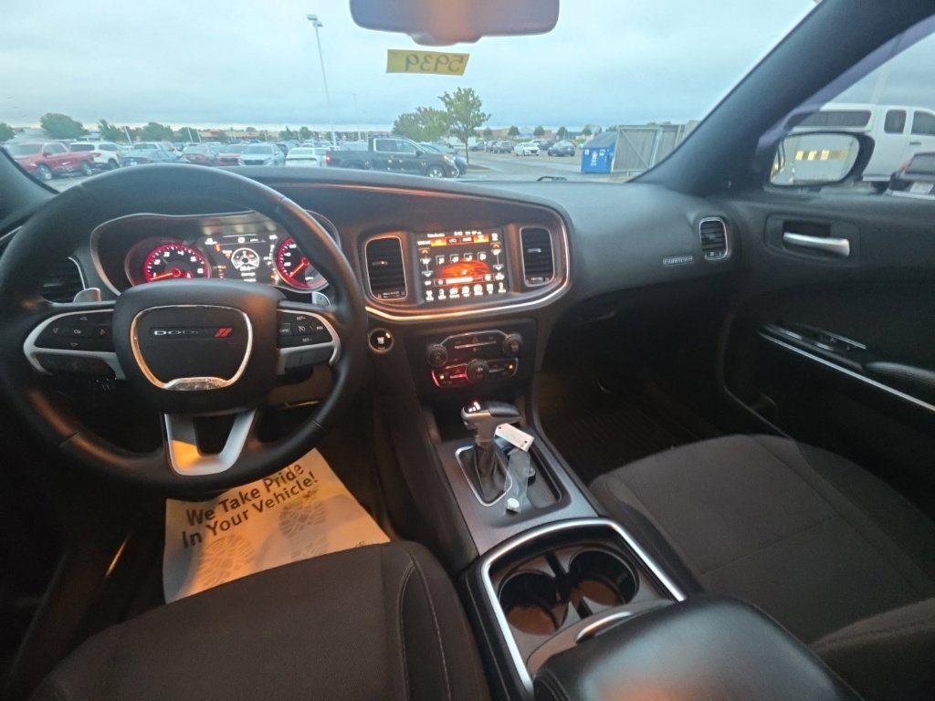 Used 2016 Dodge Charger R/T RWD image 28