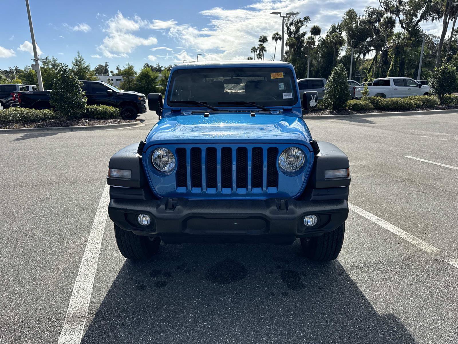 Used 2023 Jeep Wrangler Sport AWD/4WD image 8