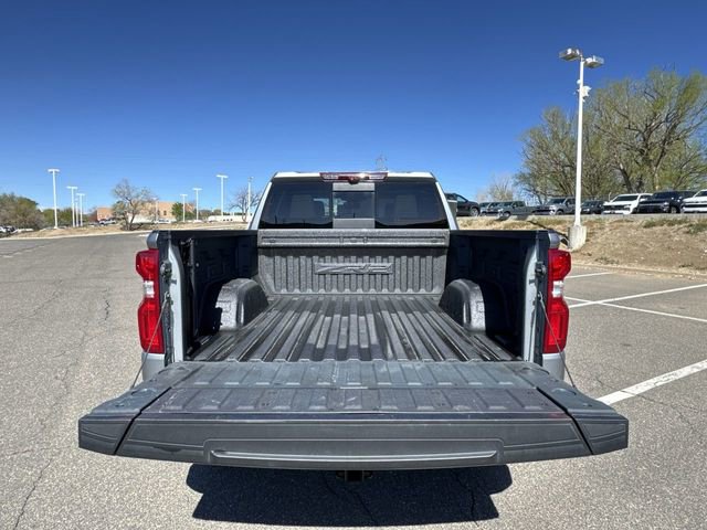 Used 2023 Chevrolet Silverado 1500 ZR2 w/ Technology Package image 28