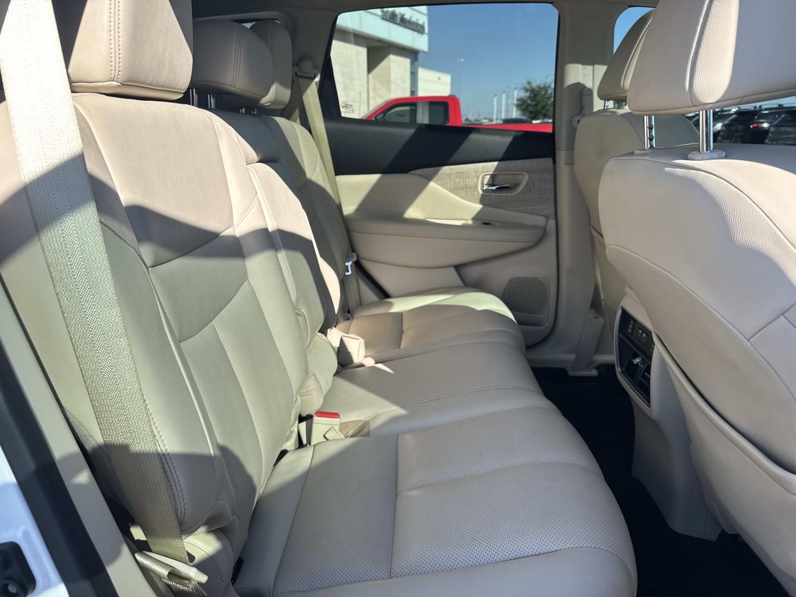 Used 2019 Nissan Murano SL w/ SL Technology Package FWD image 11