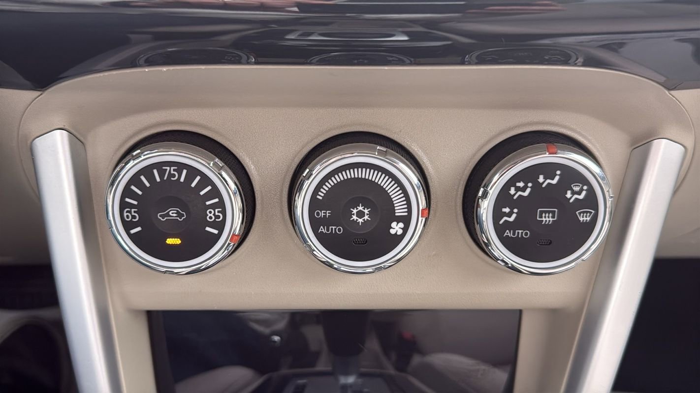 Used 2016 Mitsubishi Lancer ES image 24