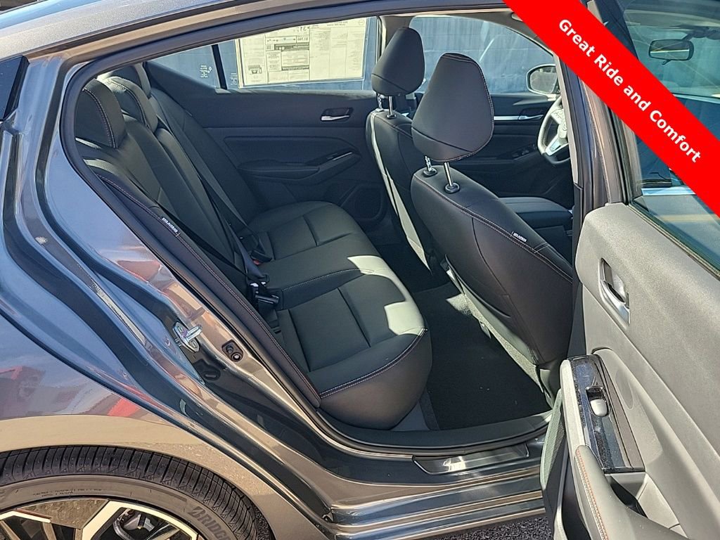 New 2025 Nissan Altima 2.5 SR w/ SR Premium Package image 15
