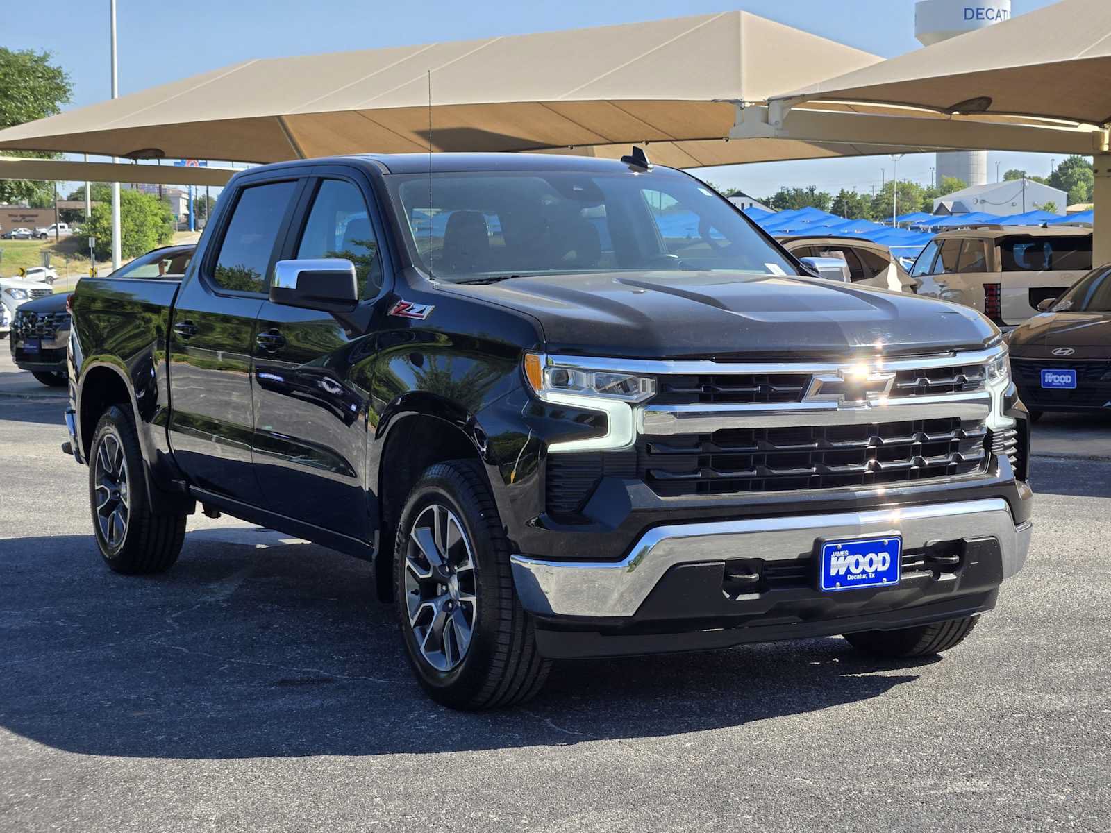 Certified 2024 Chevrolet Silverado 1500 LT w/ Z71 Off-Road Package AWD/4WD image 3