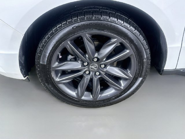Used 2020 Acura MDX w/ Technology Package AWD/4WD image 16