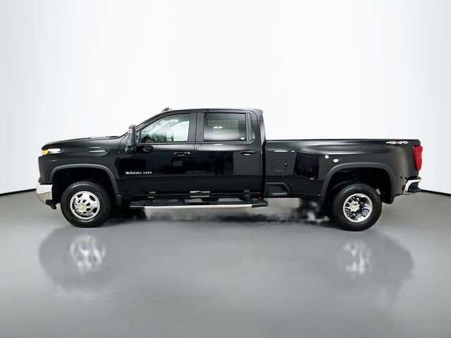 New 2026 Chevrolet Silverado 3500 LT w/ All Star Edition image 6