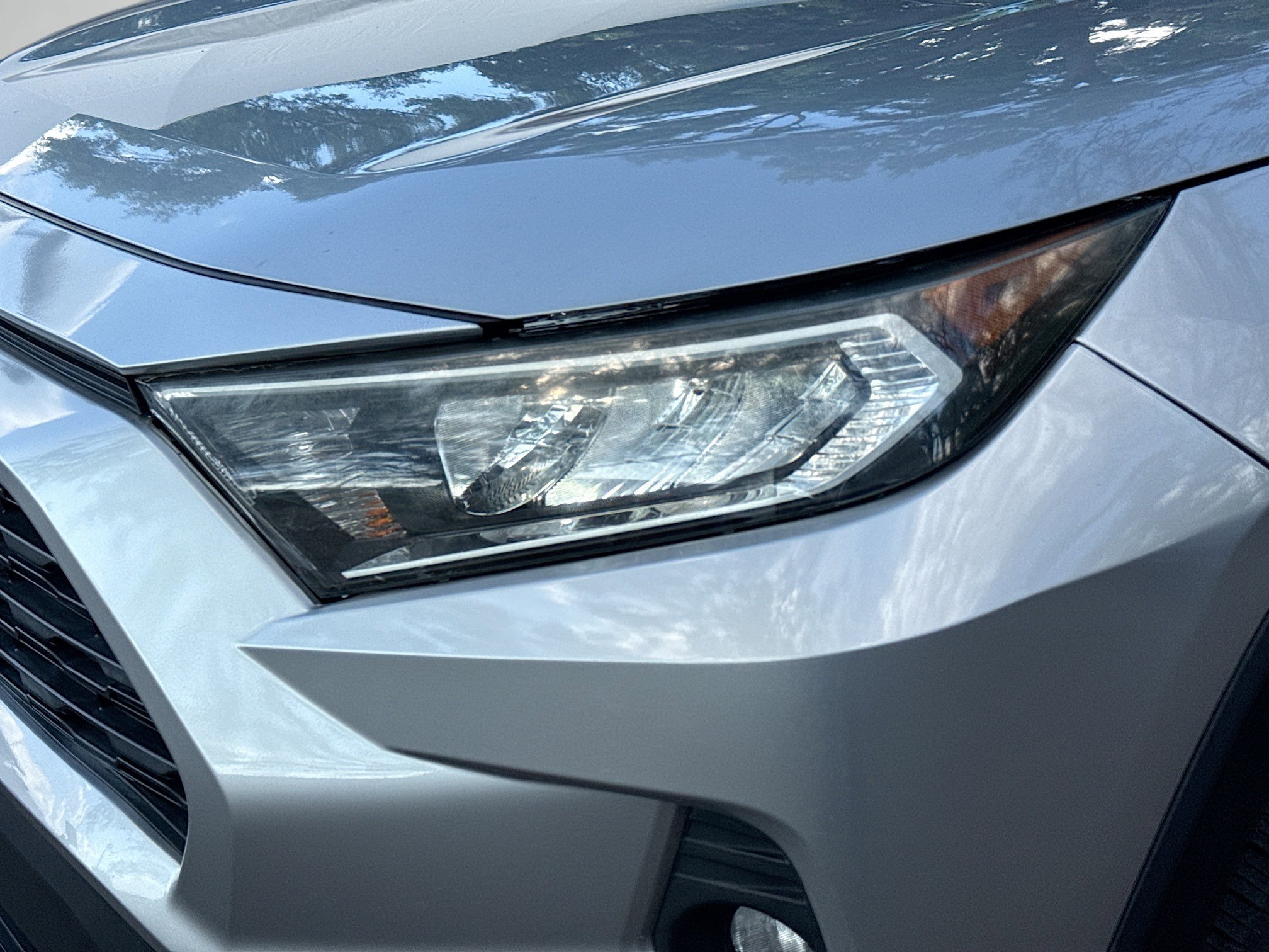 Used 2021 Toyota RAV4 XLE image 8