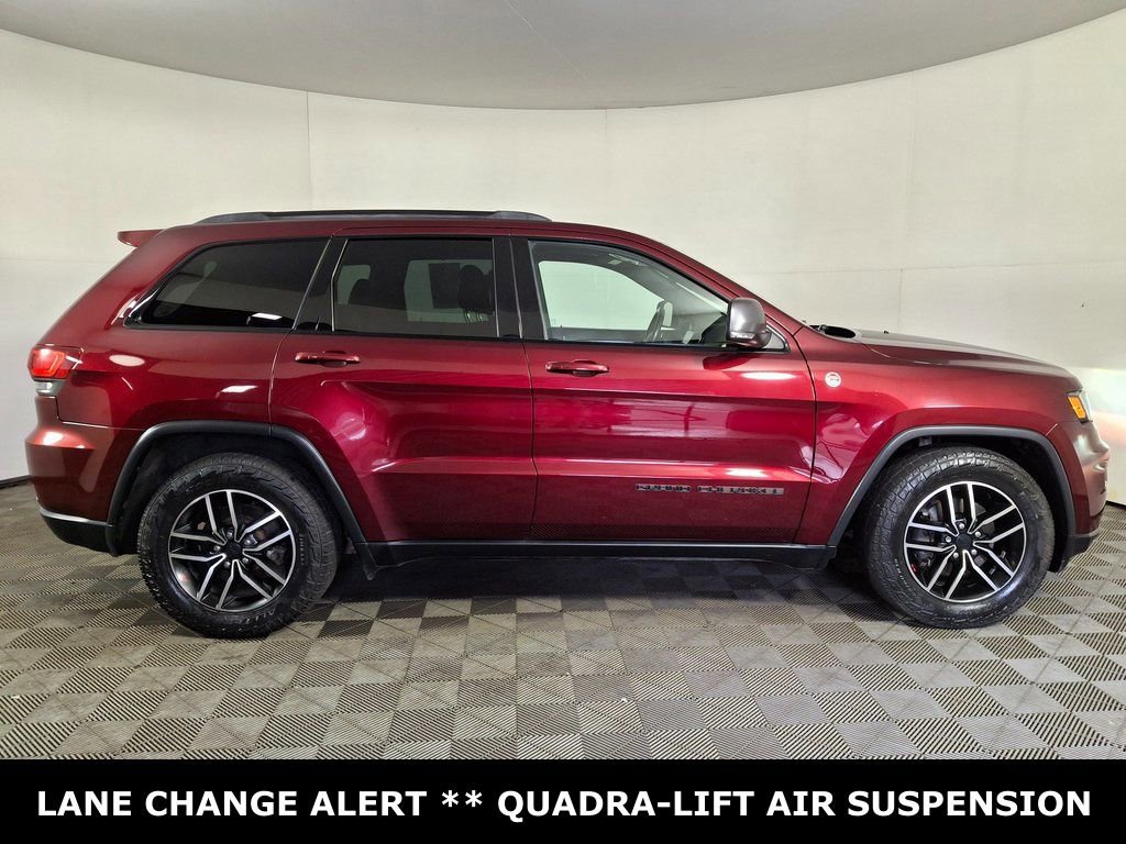 Used 2020 Jeep Grand Cherokee Trailhawk image 3