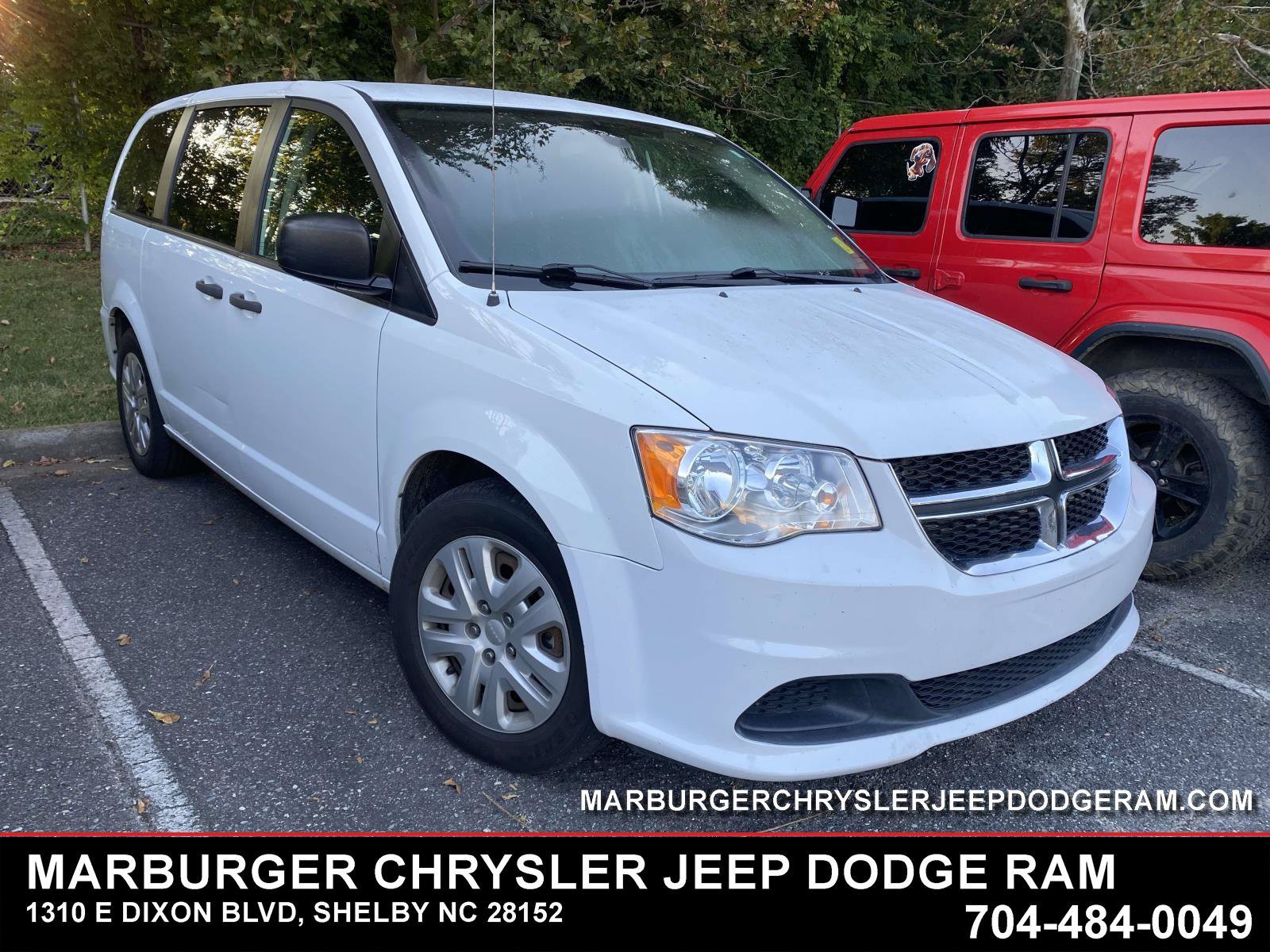 Used 2019 Dodge Grand Caravan SE w/ UConnect Hands-Free Group FWD image 1