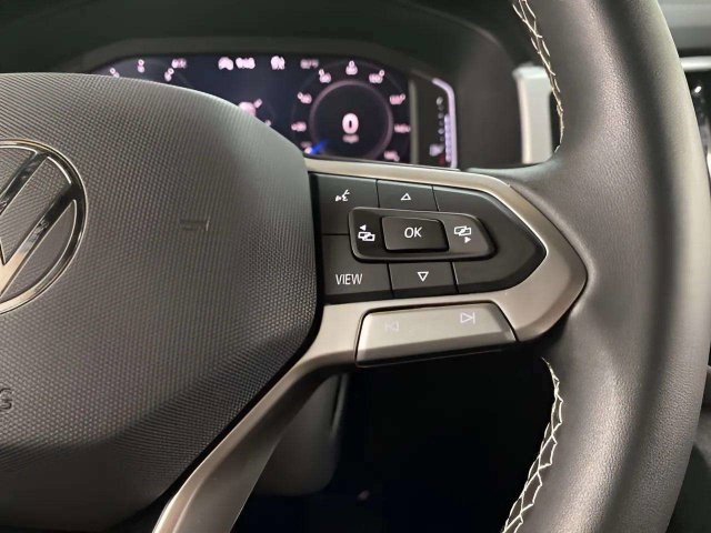 Used 2023 Volkswagen Atlas Cross Sport SE AWD/4WD image 35