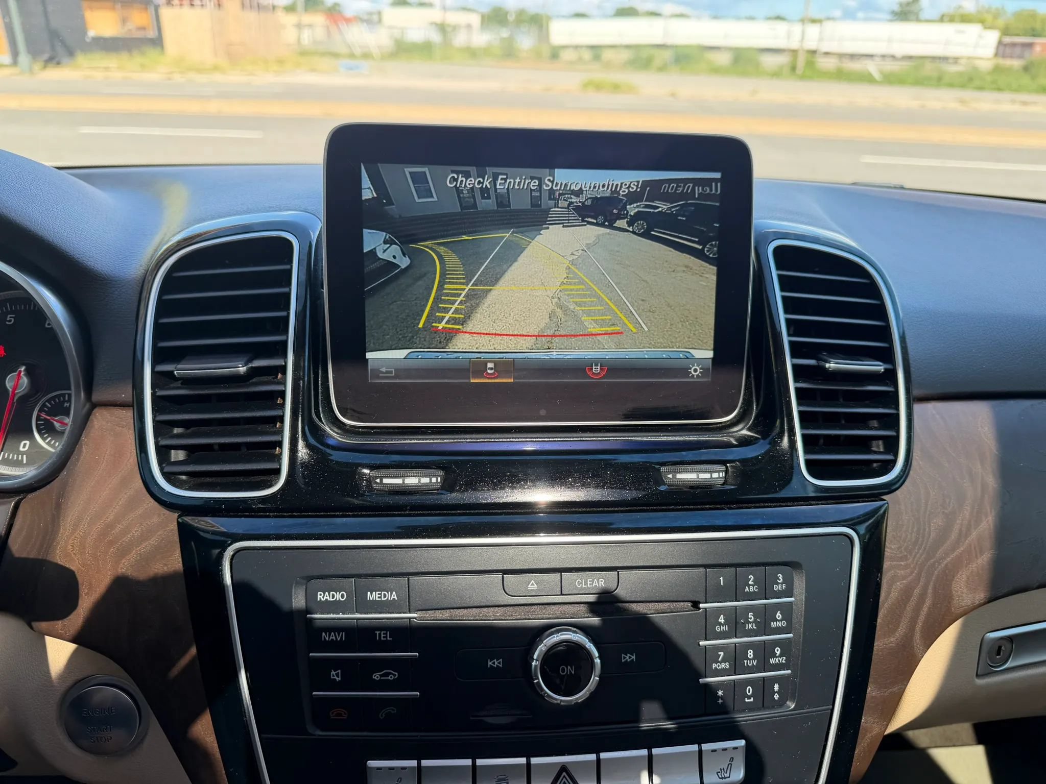 Used 2017 Mercedes-Benz GLE 350 4MATIC image 27