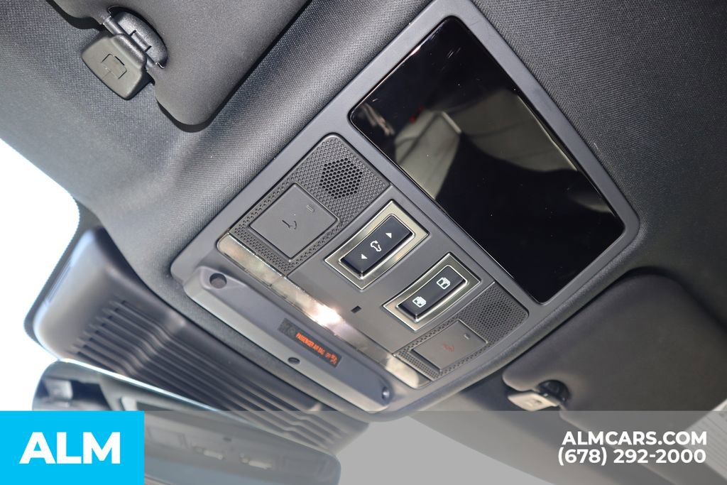 Used 2024 Land Rover Range Rover Evoque Dynamic SE image 39