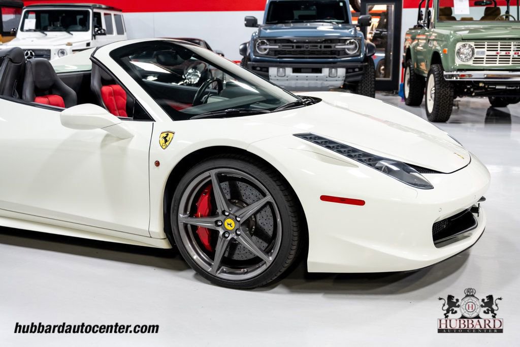 Used 2014 Ferrari 458 Spider RWD image 35