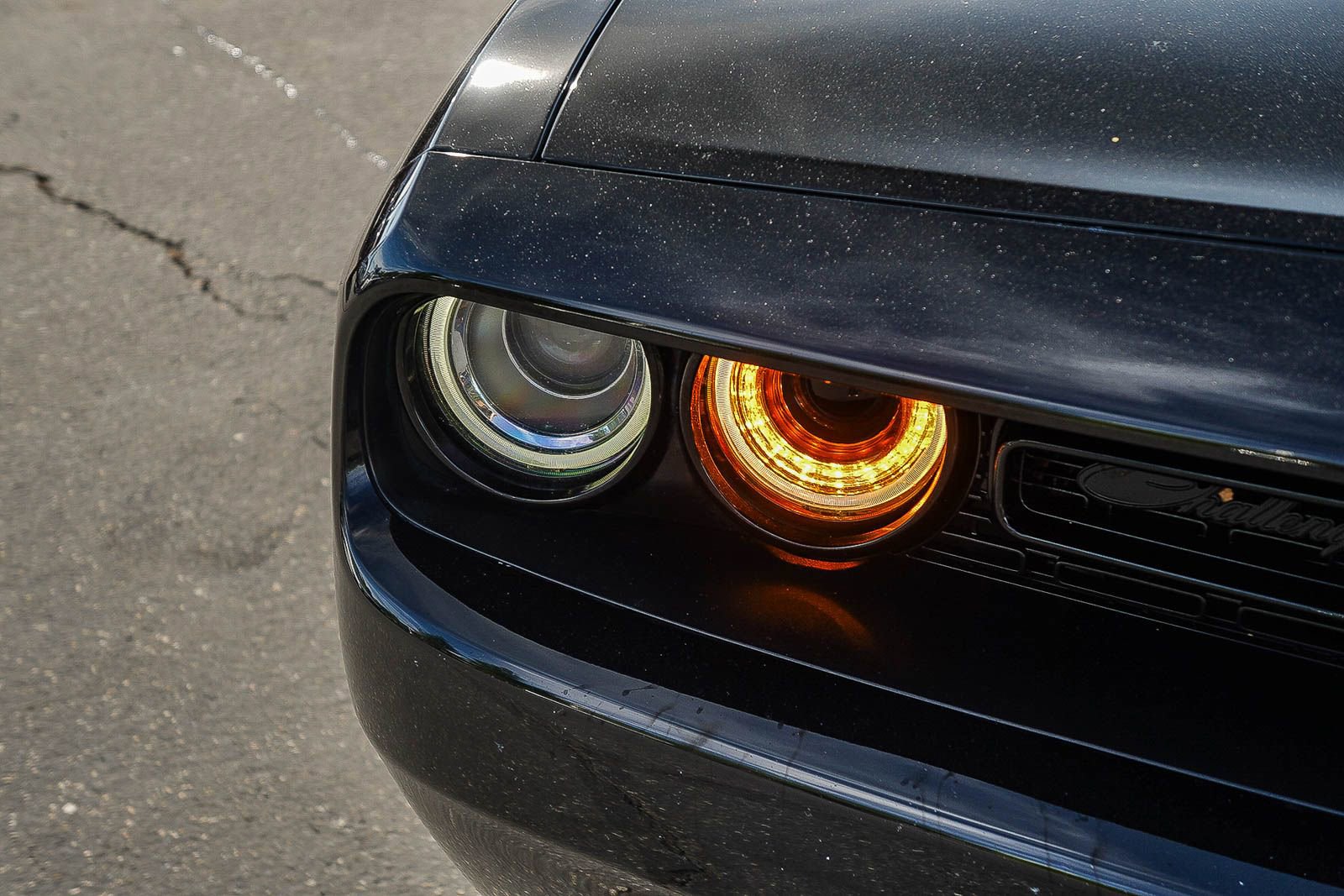 Used 2019 Dodge Challenger SXT w/ Plus Package image 9