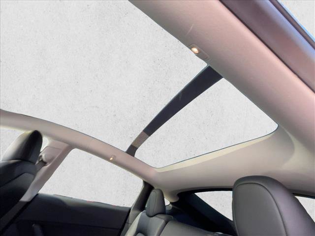 Used 2021 Tesla Model Y Long Range image 20