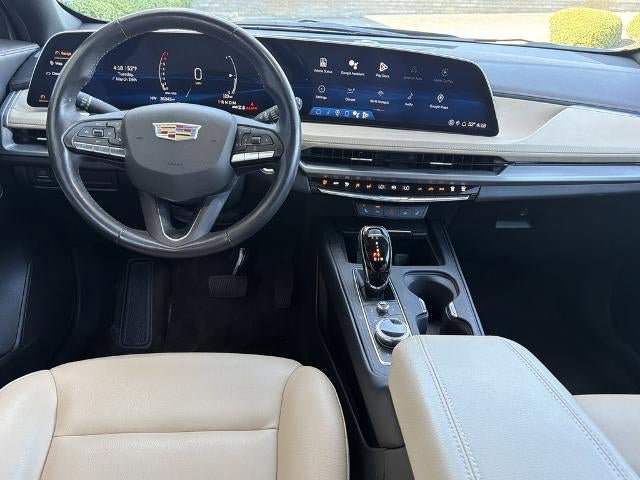 Used 2024 Cadillac XT4 Luxury w/ Cold Weather Package image 24