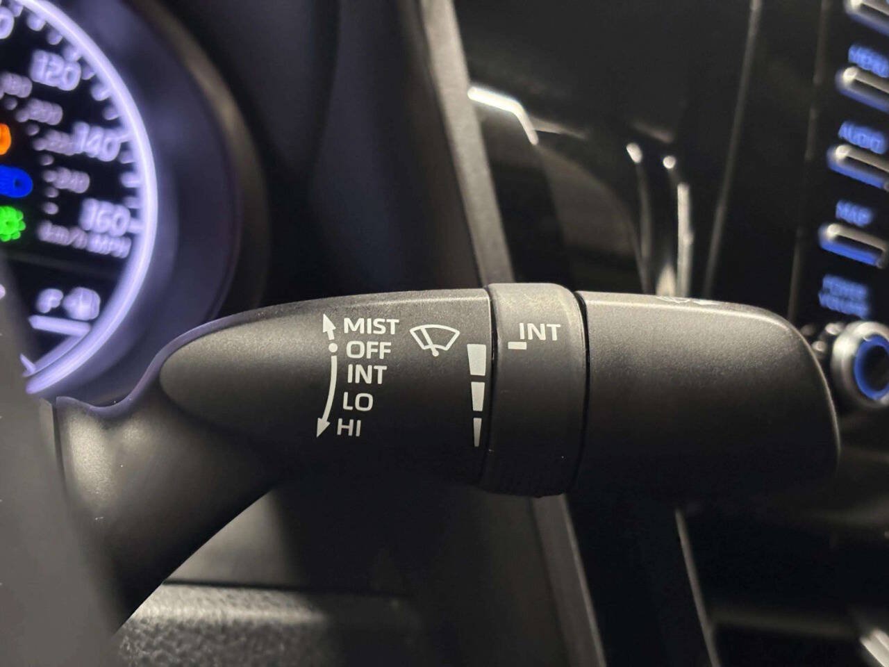 Used 2021 Toyota Camry SE FWD image 30
