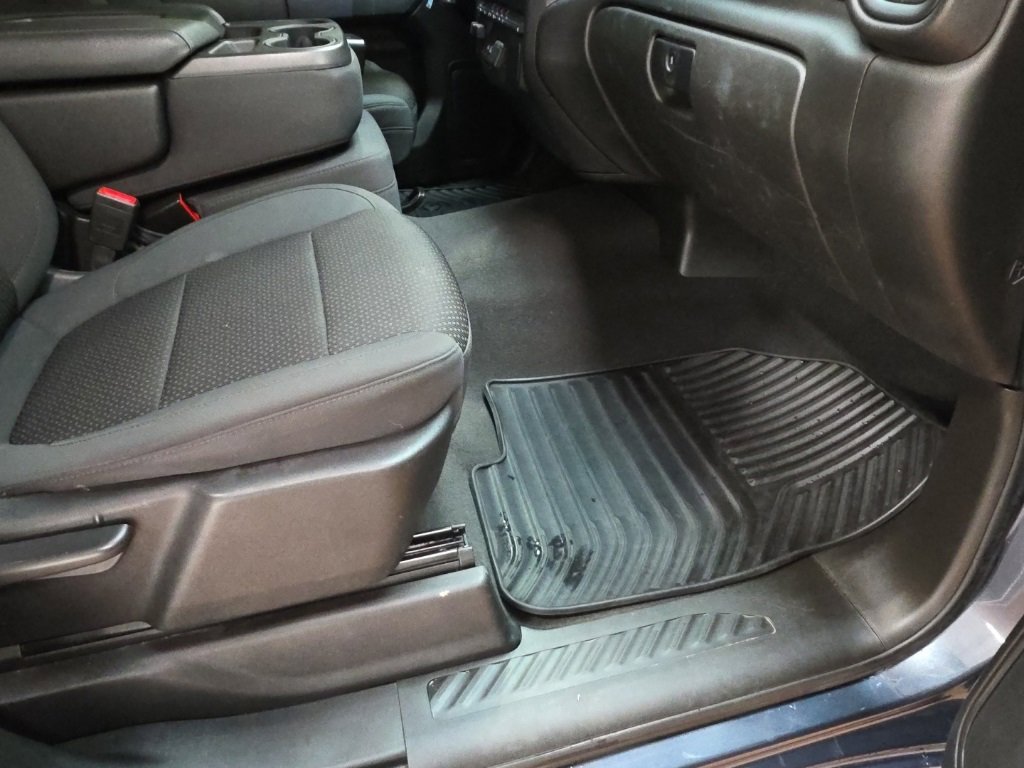 Used 2021 Chevrolet Silverado 1500 Custom Trail Boss w/ Safety Confidence Package image 12