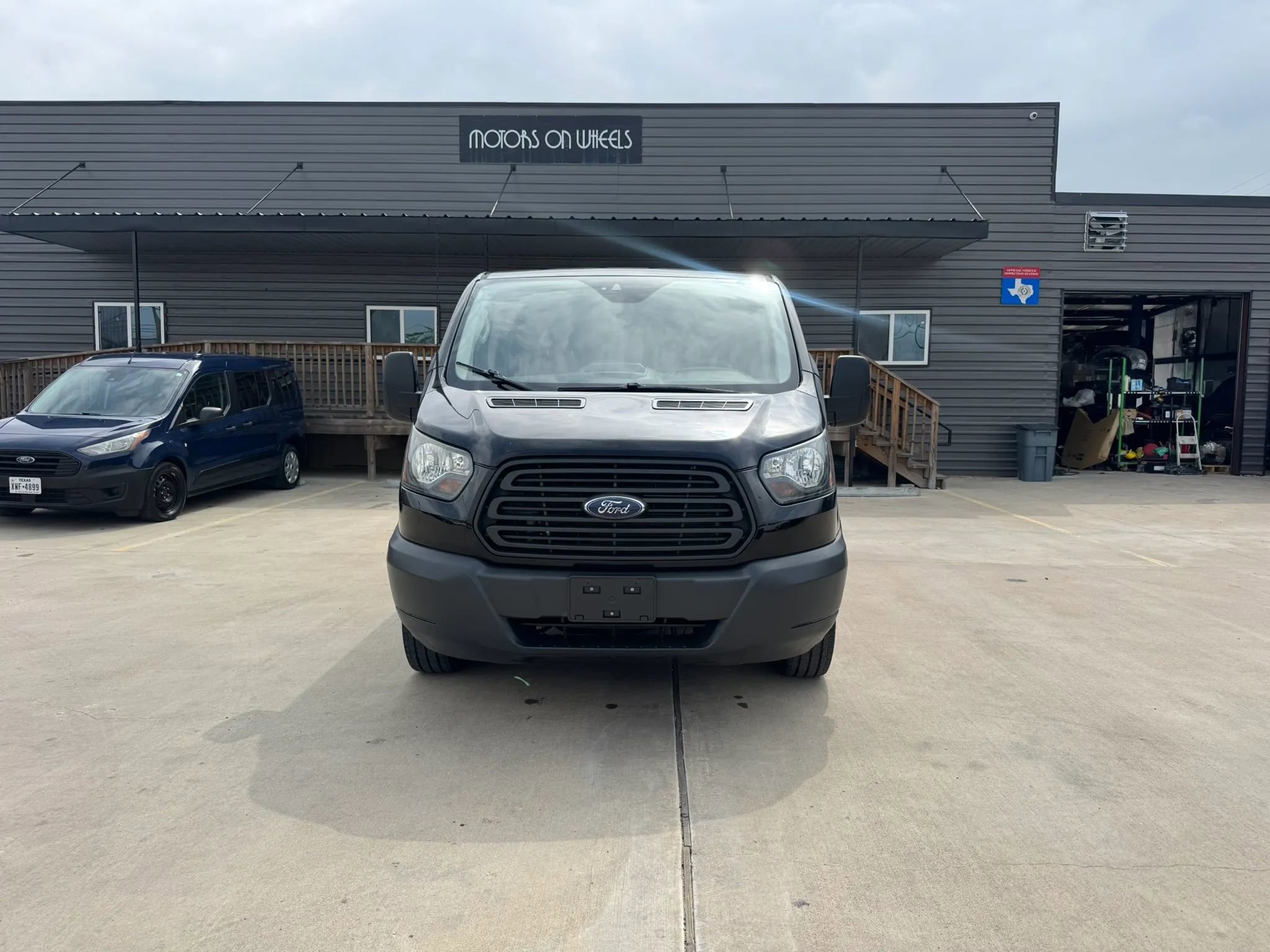 Used 2018 Ford Transit 350 XL RWD image 14