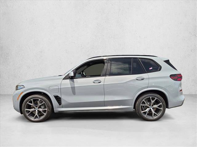 New 2026 BMW X5 xDrive50e w/ M Sport Package AWD/4WD image 5
