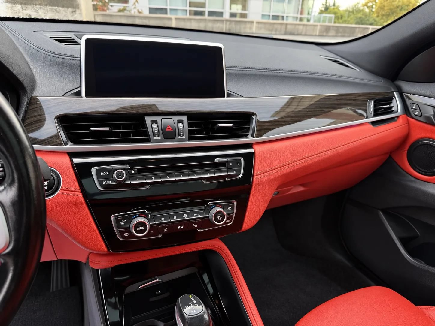 Used 2018 BMW X2 xDrive28i w/ Premium Package AWD/4WD image 14