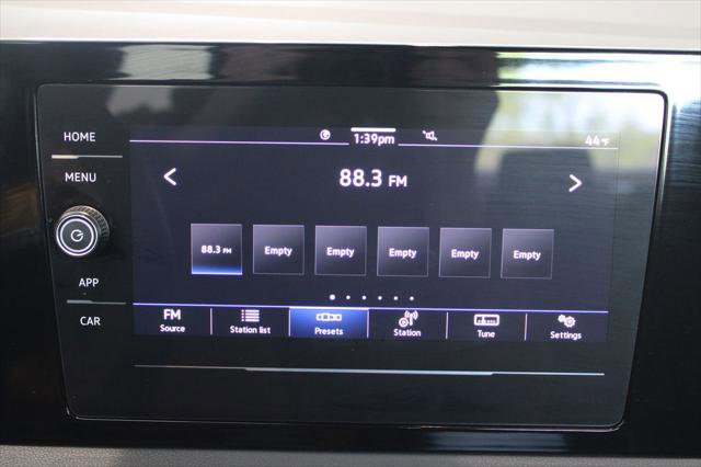 Used 2025 Volkswagen Jetta Sport image 15